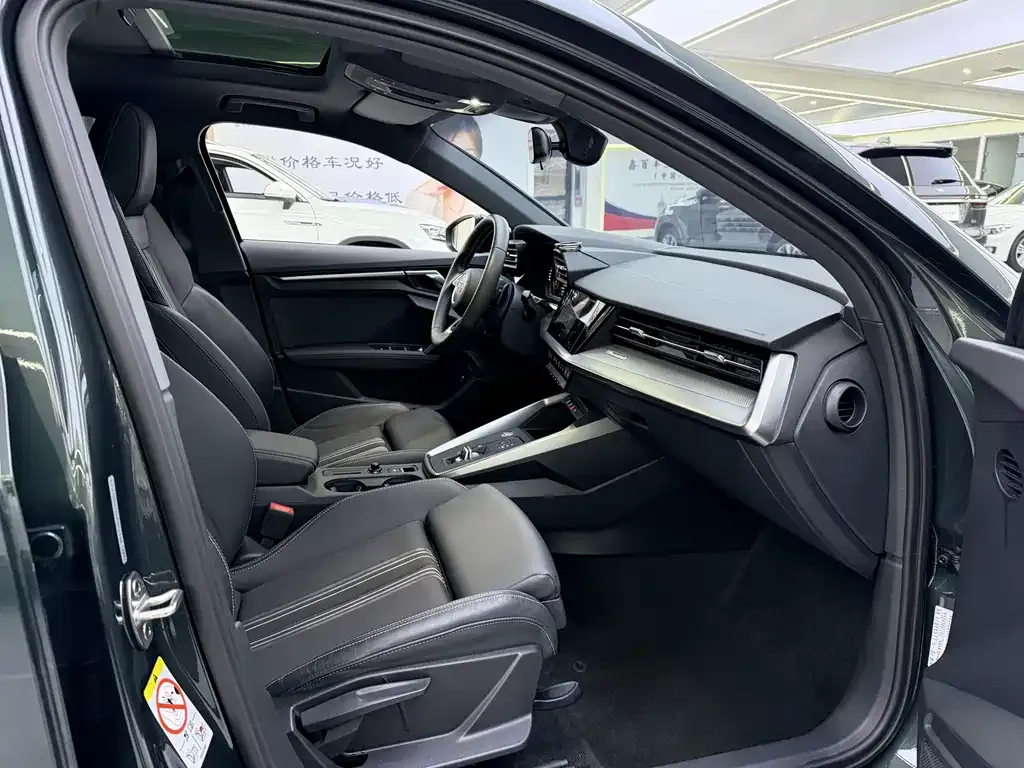 Audi A3 2022 из CN, фото 6