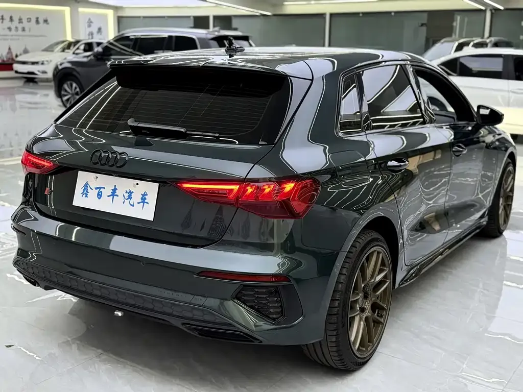 Audi A3 2022 из CN, фото 8