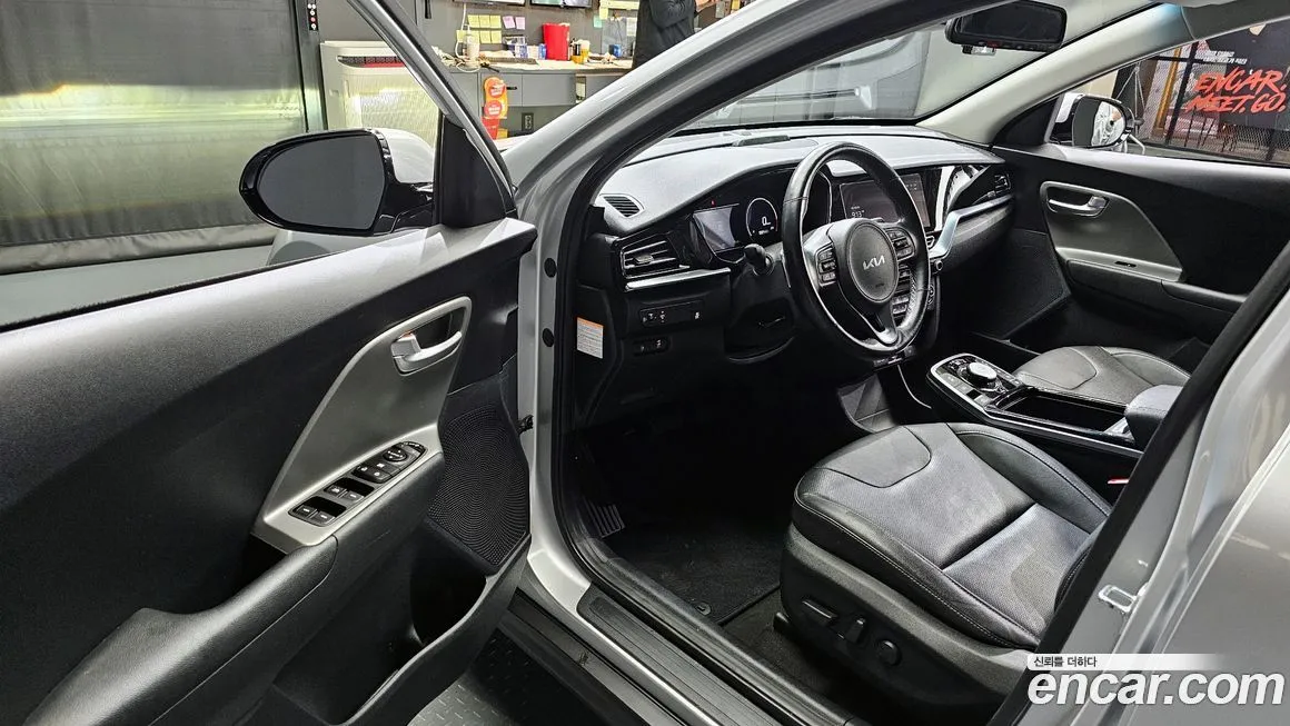 Kia Niro 2023 из KR, фото 10