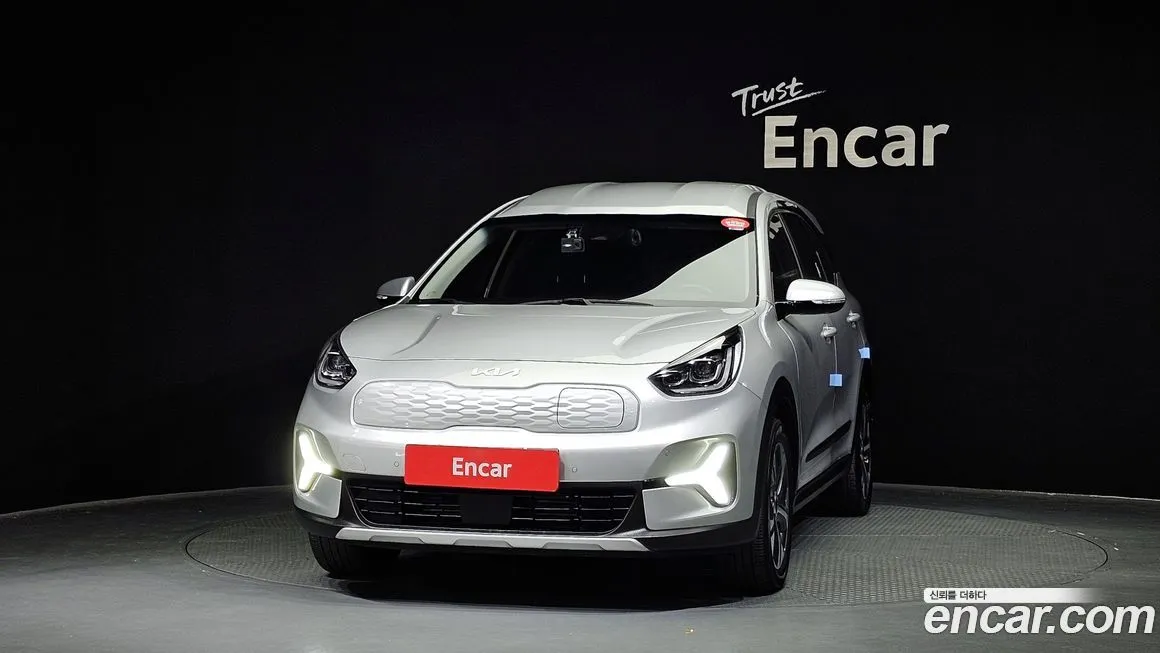 Kia Niro 2023 из KR, фото 3