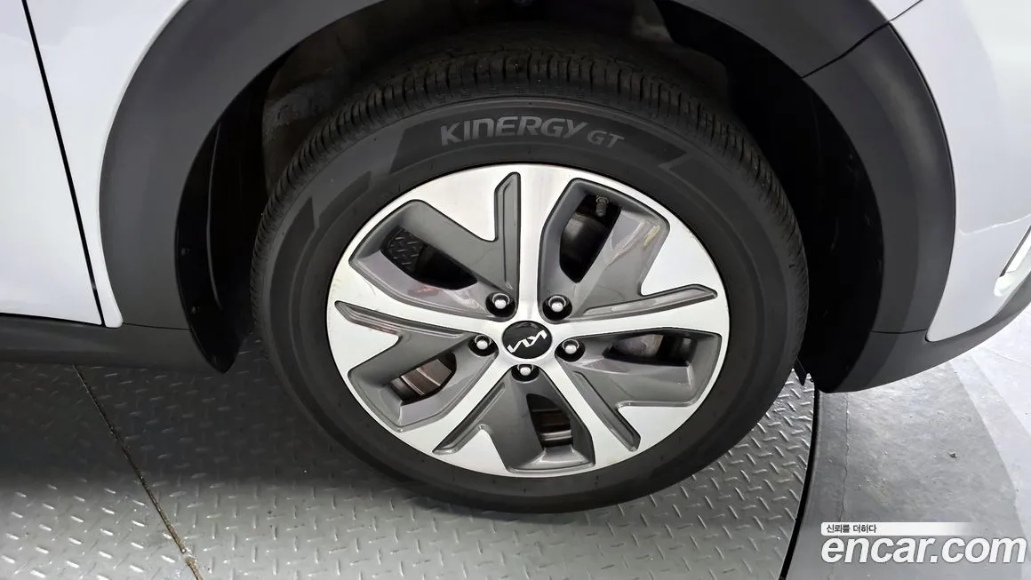 Kia Niro 2023 из KR, фото 5