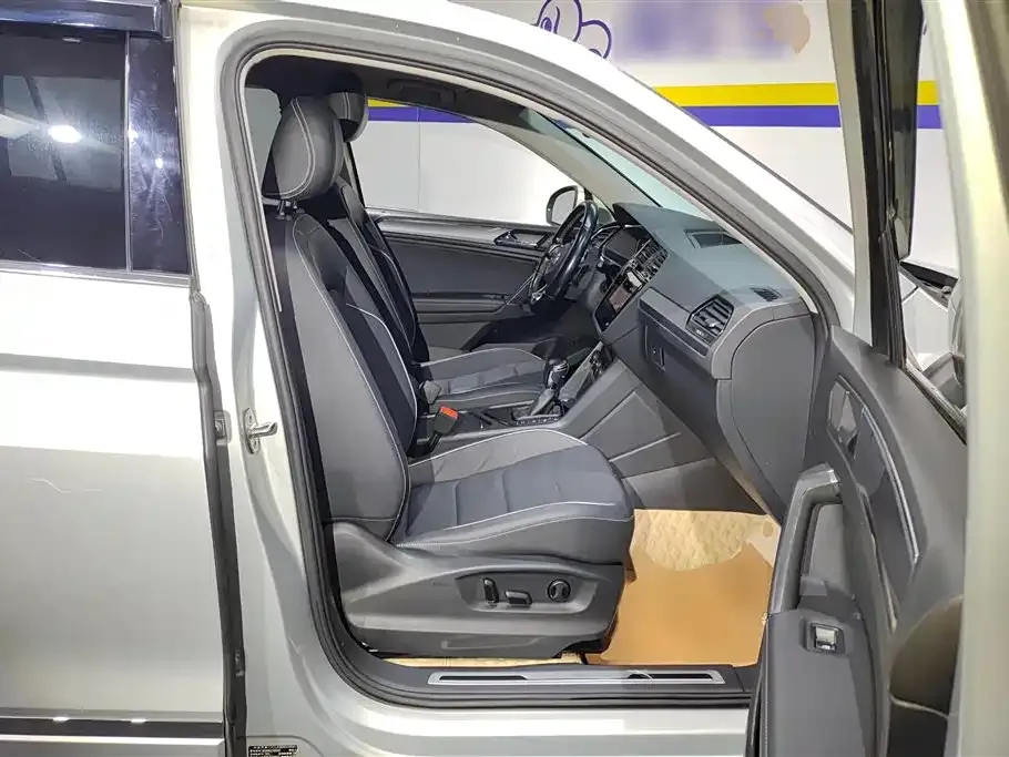 Volkswagen Tiguan L 2021 из CN, фото 7