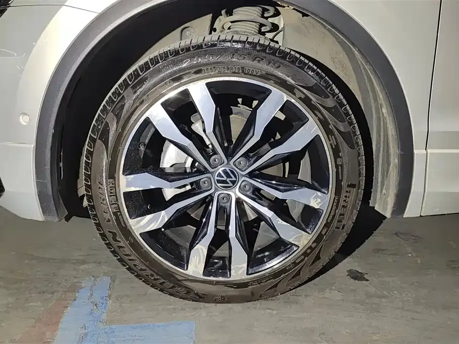 Volkswagen Tiguan L 2021 из CN, фото 8