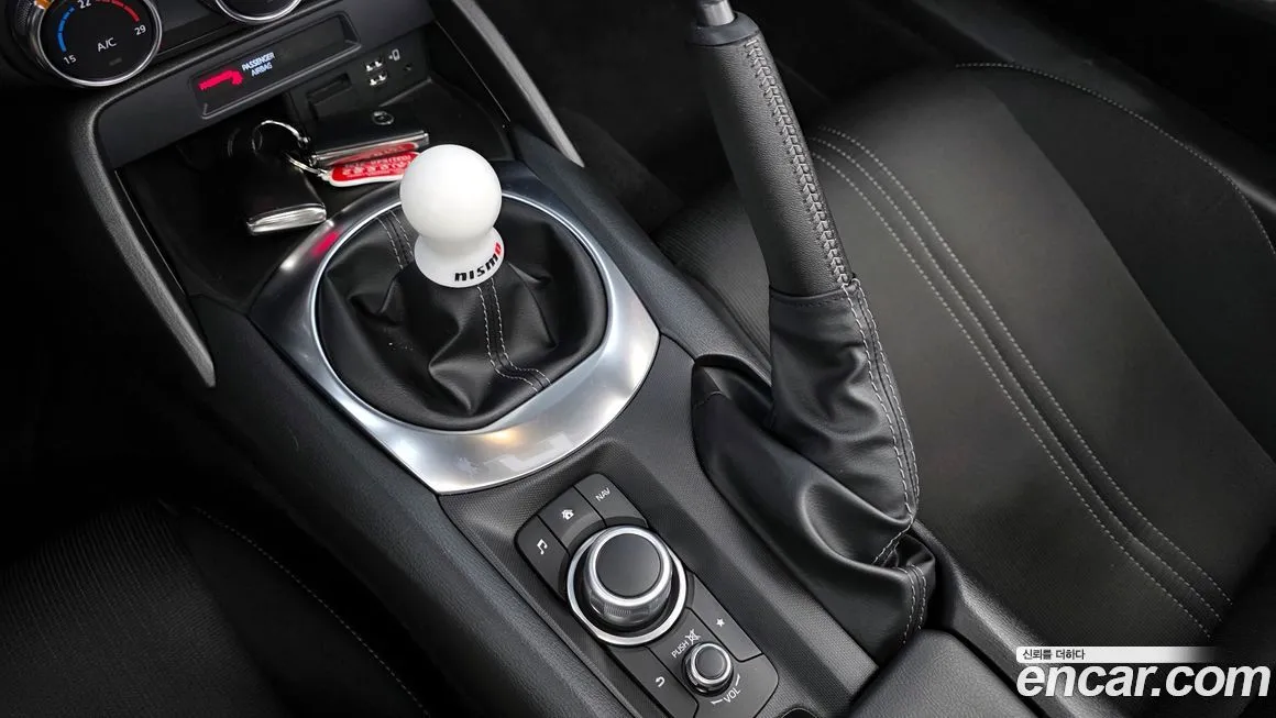Mazda MX-5 Miata 2021 из KR, фото 9