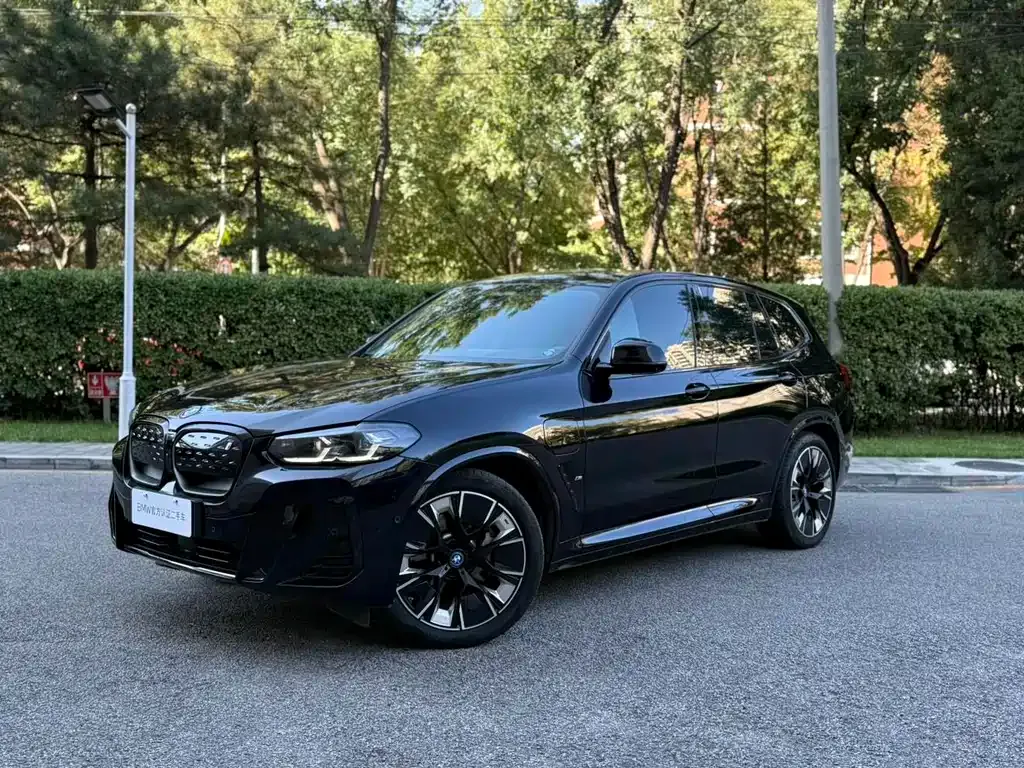 BMW iX3 2024 из CN, фото 1