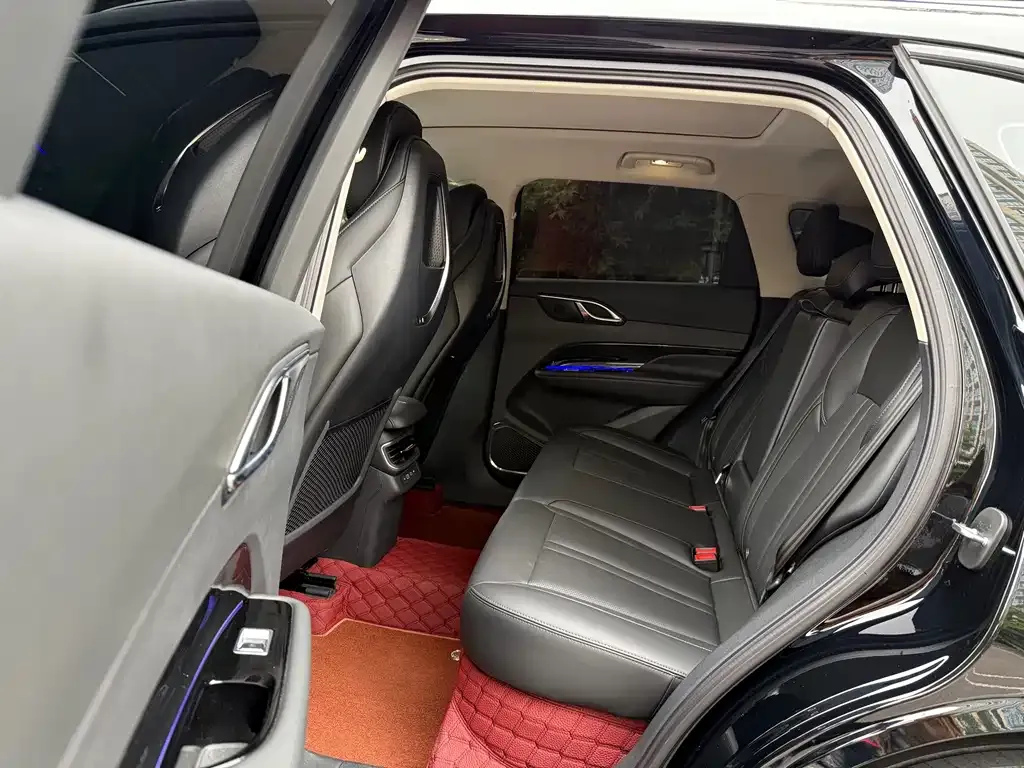 Hongqi HS3 2025 из CN, фото 9