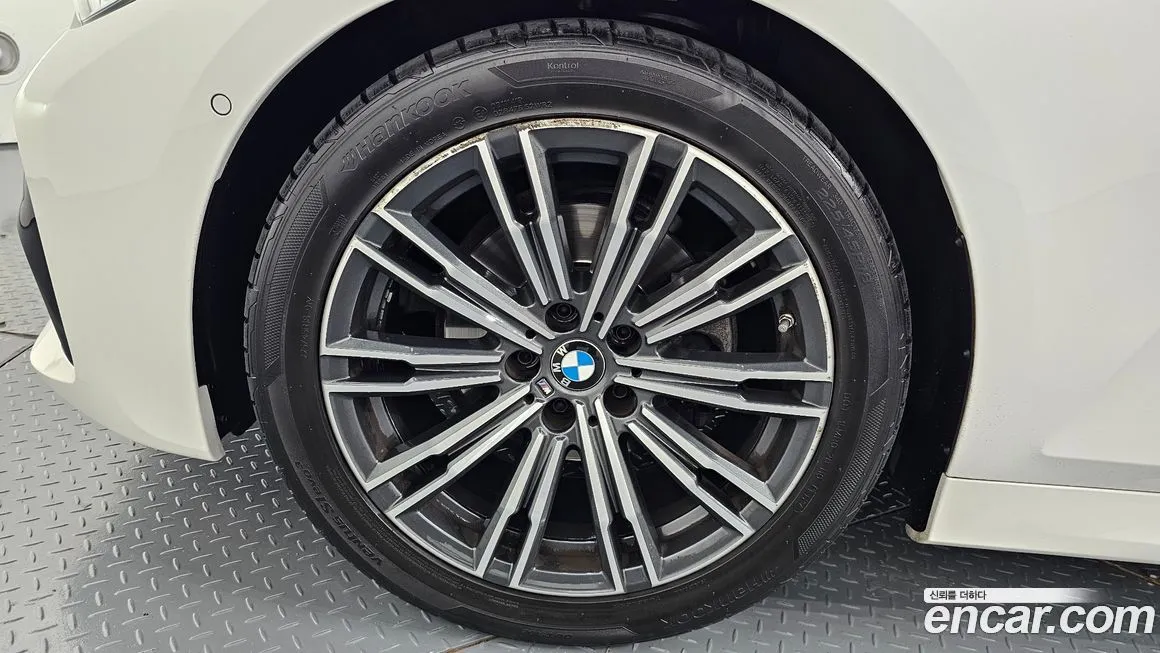 BMW 3-Series 2022 из KR, фото 5