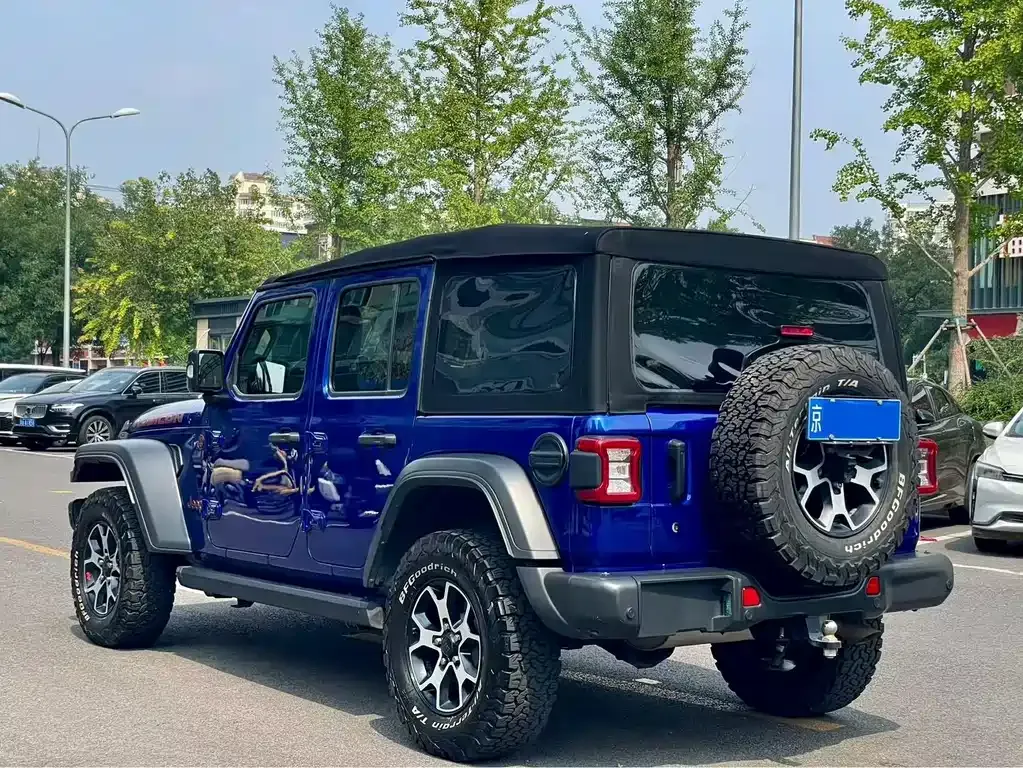 Jeep Wrangler 2021 из CN, фото 7