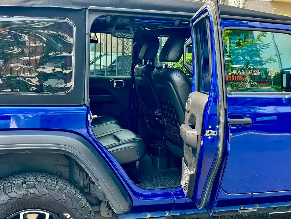 Jeep Wrangler 2021 из CN, фото 9