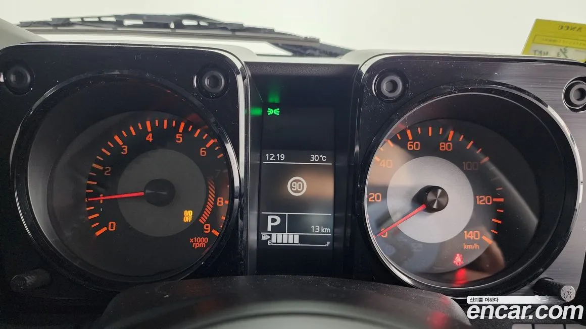 Suzuki Jimny 2025 из KR, фото 8