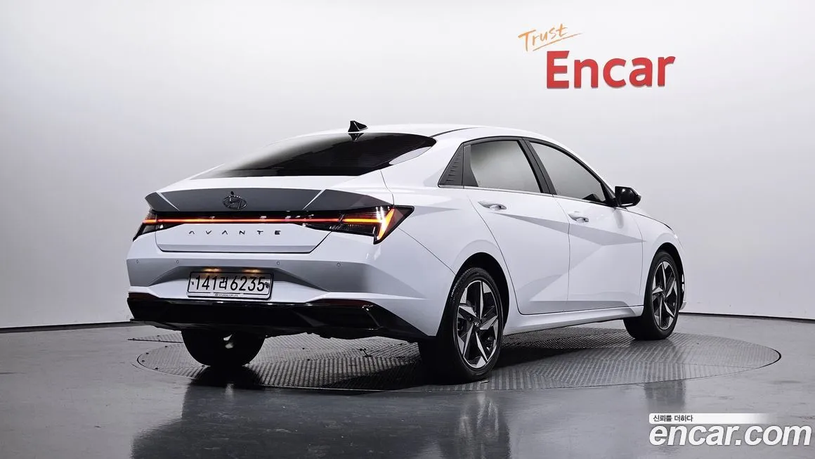 Hyundai AVANTE 2021 из KR, фото 2