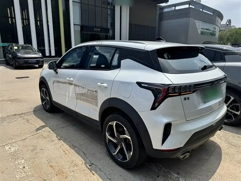 Lynk & Co 06 EM-P 2022 из CN, фото 6