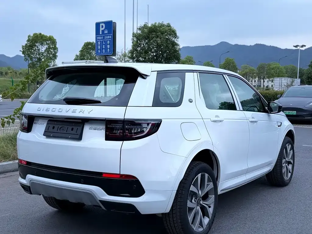 Land Rover Discovery Sport 2025 из CN, фото 4
