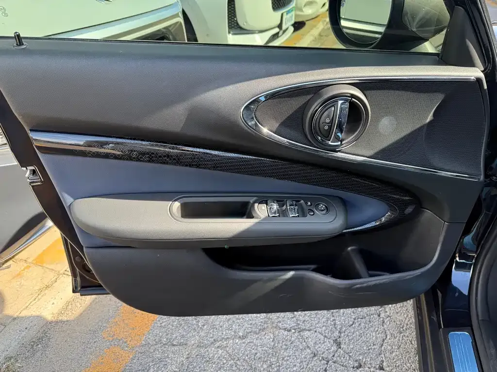 [object Object] Mini Clubman 2023 из CN, фото 10