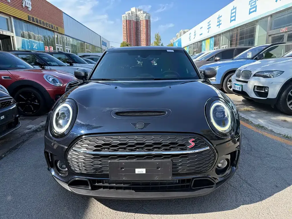 [object Object] Mini Clubman 2023 из CN, фото 2