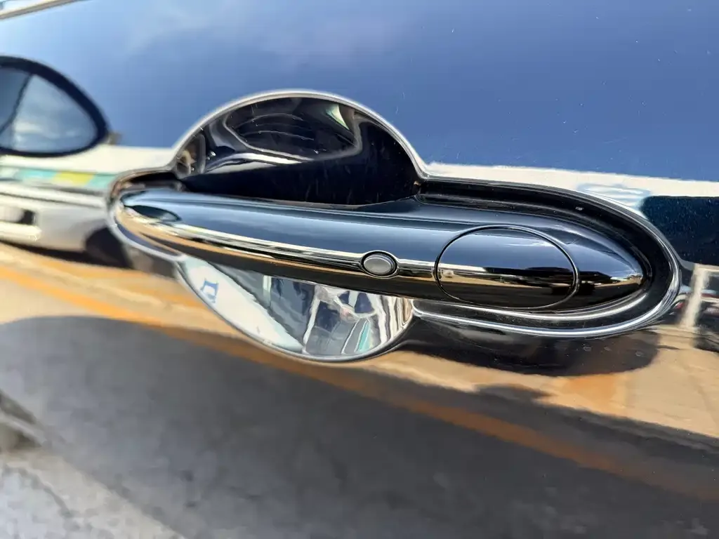 [object Object] Mini Clubman 2023 из CN, фото 8