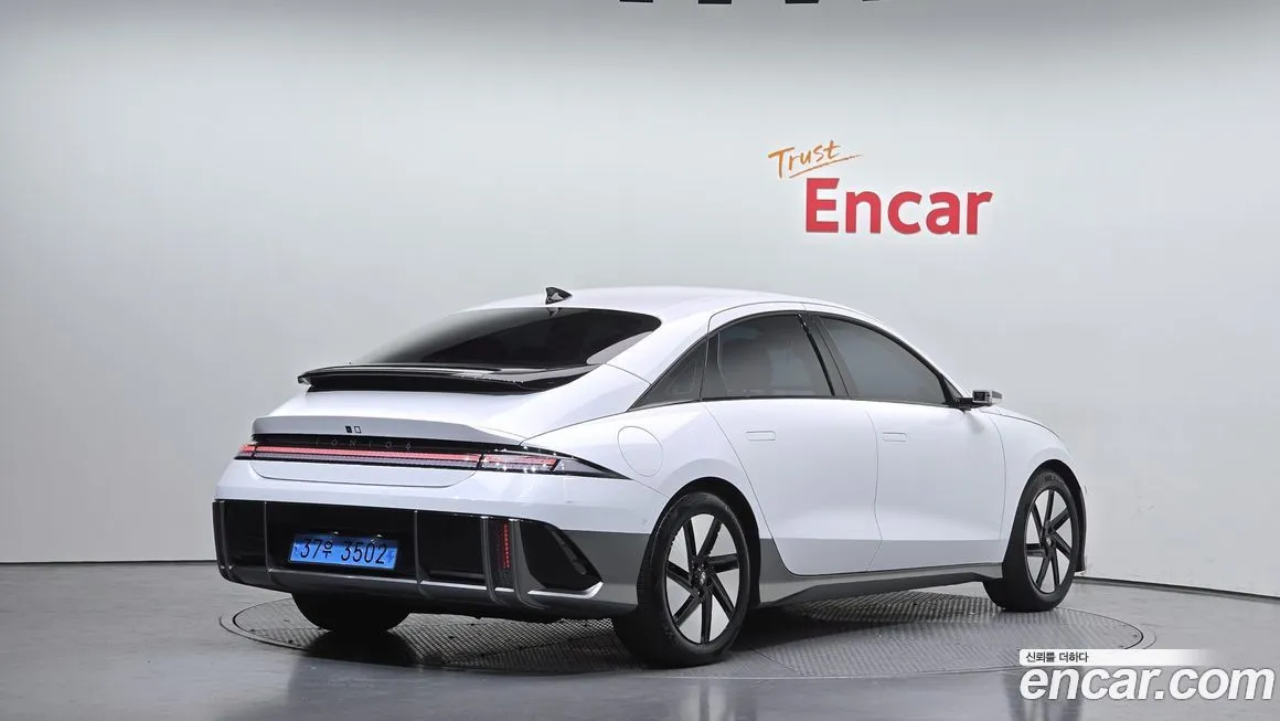 Hyundai Ioniq6 — фото 2
