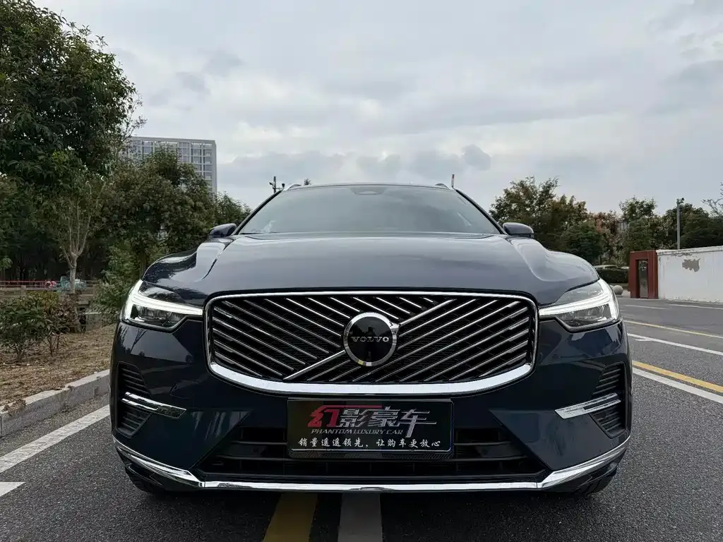 Volvo XC60 2025 из CN, фото 2