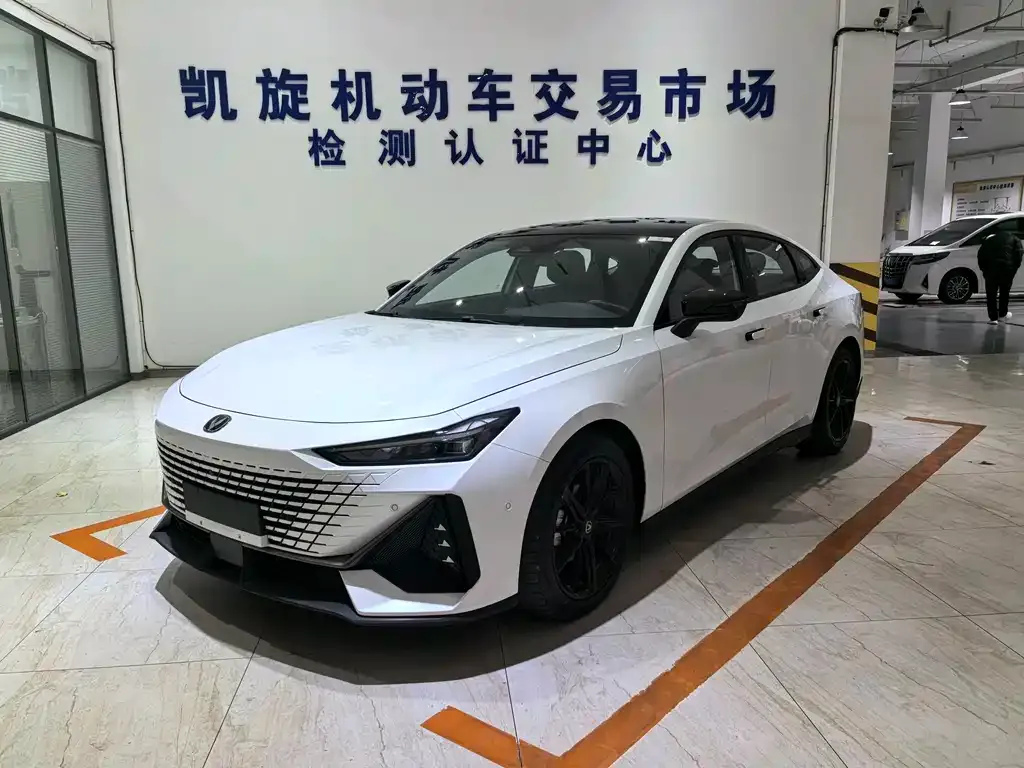 Changan UNI-V 2022 из CN, фото 1