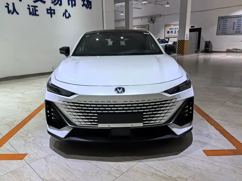 Changan UNI-V 2022 из CN, фото 2