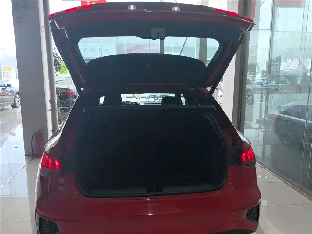 Audi A3 2022 из CN, фото 10