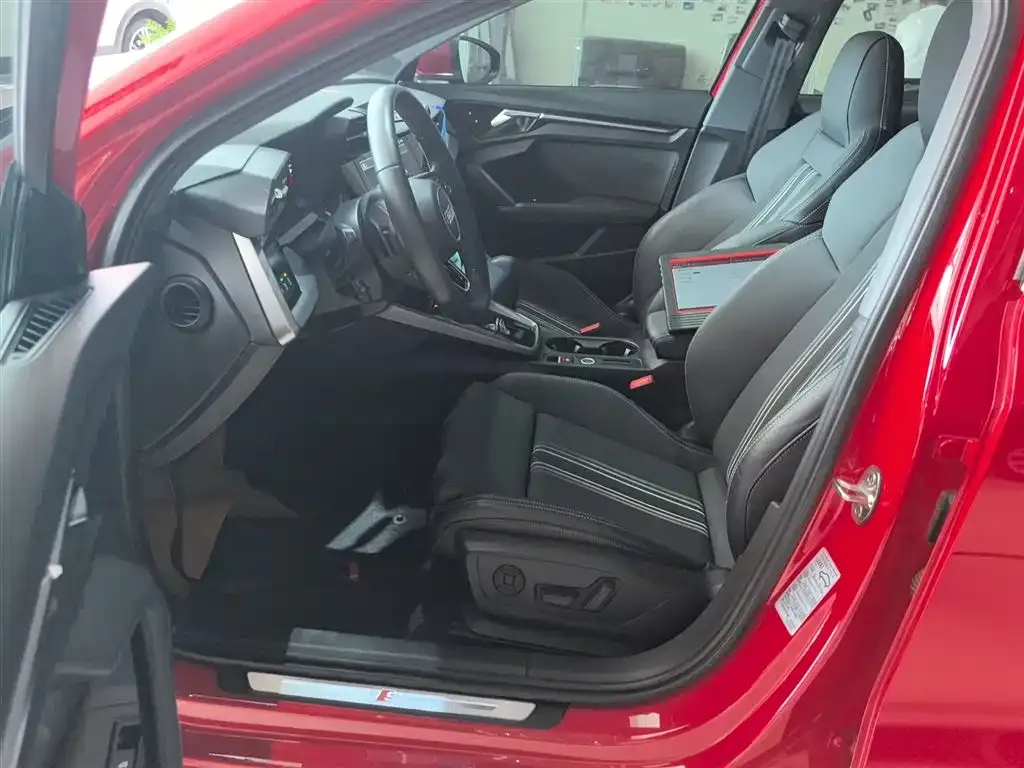 Audi A3 2022 из CN, фото 8