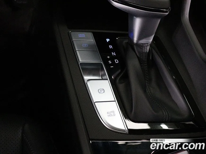 Hyundai AVANTE — фото 10