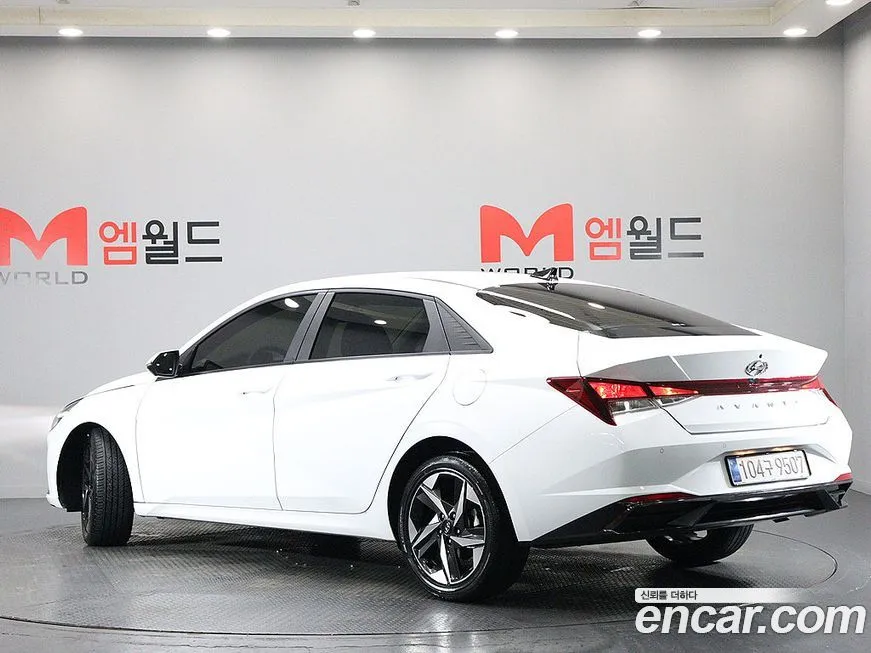 Hyundai AVANTE — фото 4
