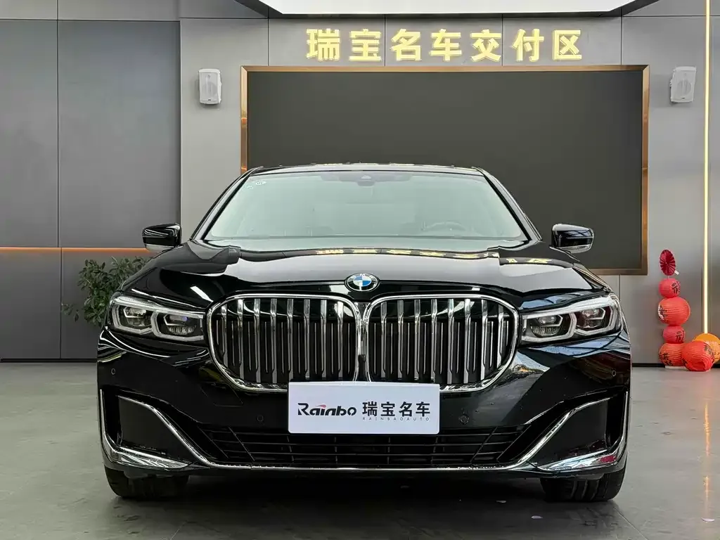 BMW 7 Series 2022 из CN, фото 2