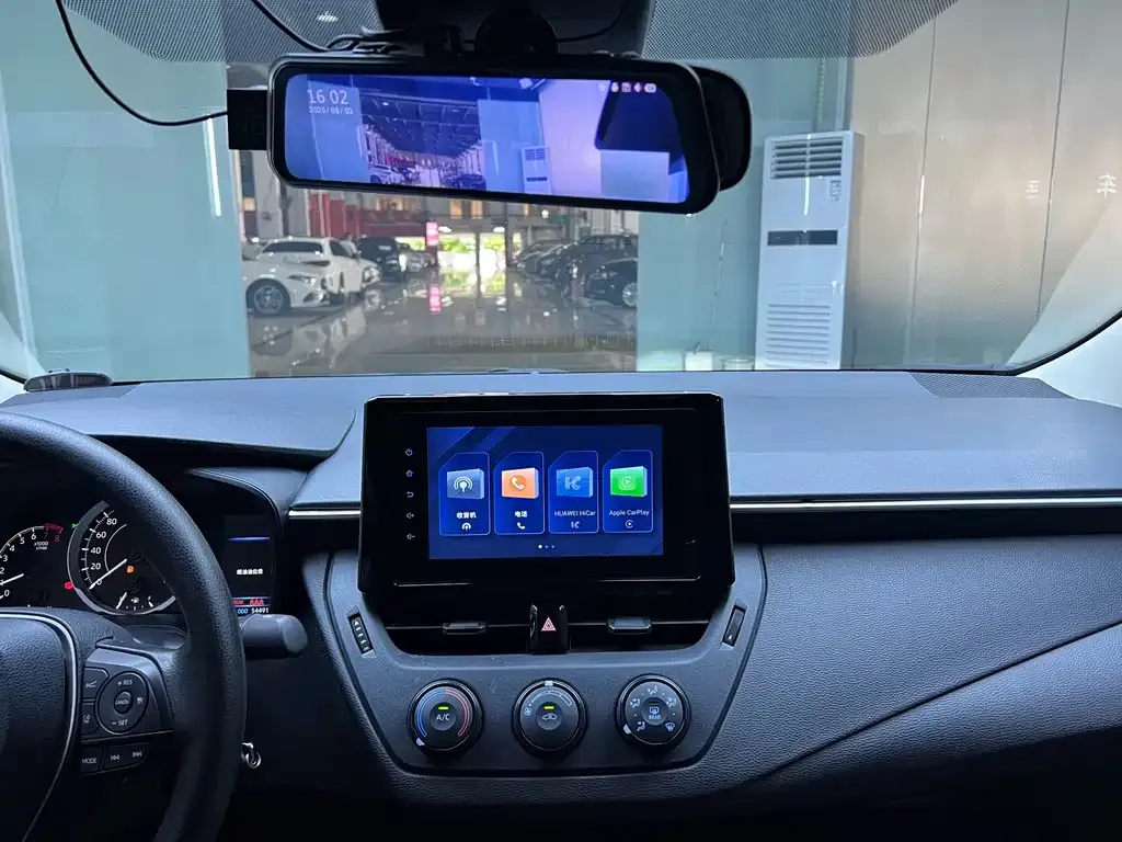 Toyota Corolla 2023 из CN, фото 10