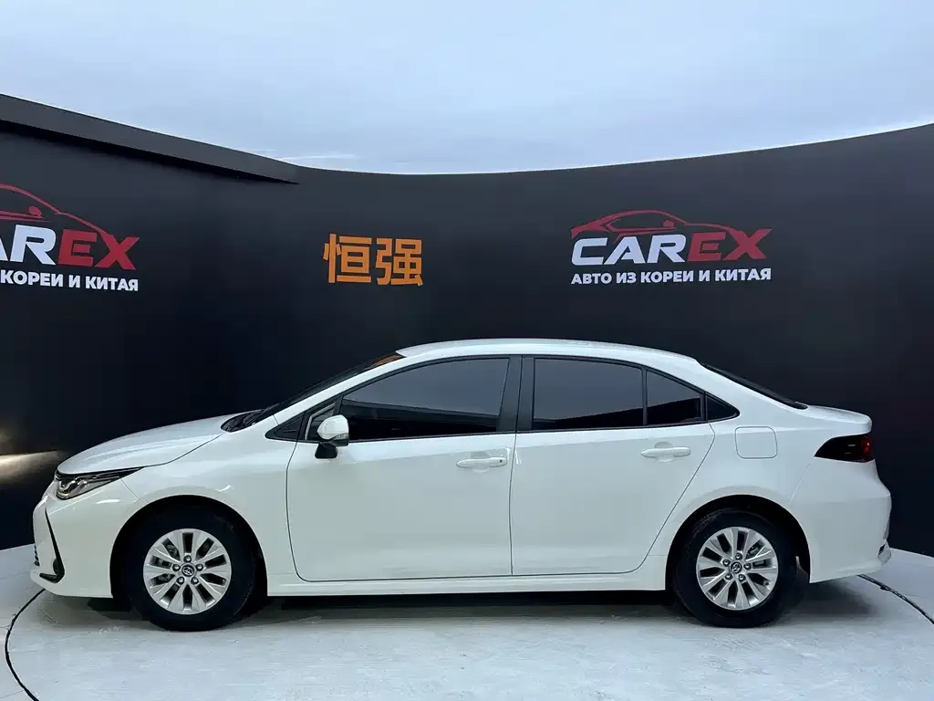Toyota Corolla 2023 из CN, фото 3