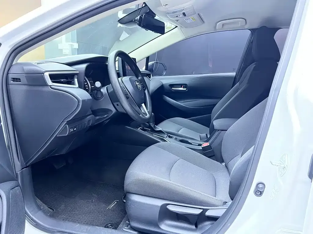 Toyota Corolla 2023 из CN, фото 6