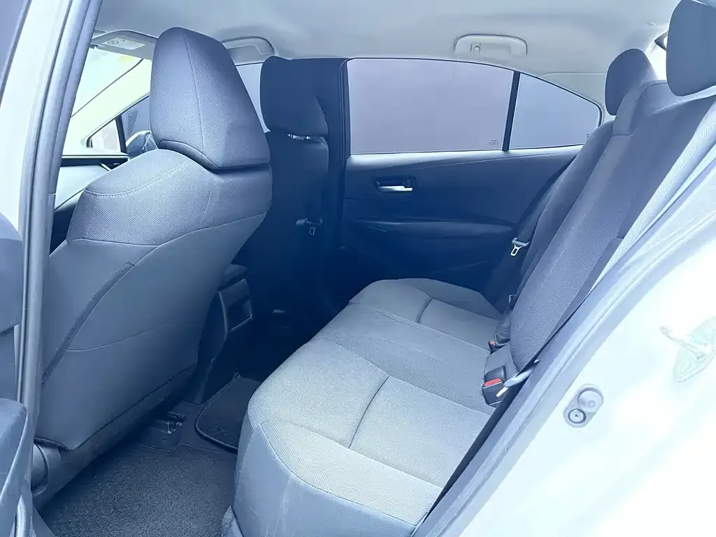 Toyota Corolla 2023 из CN, фото 7