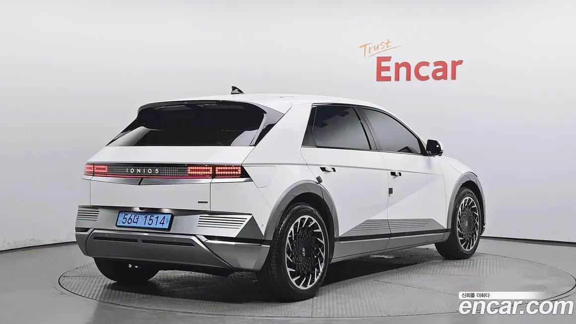 Hyundai Ioniq5 — фото 2