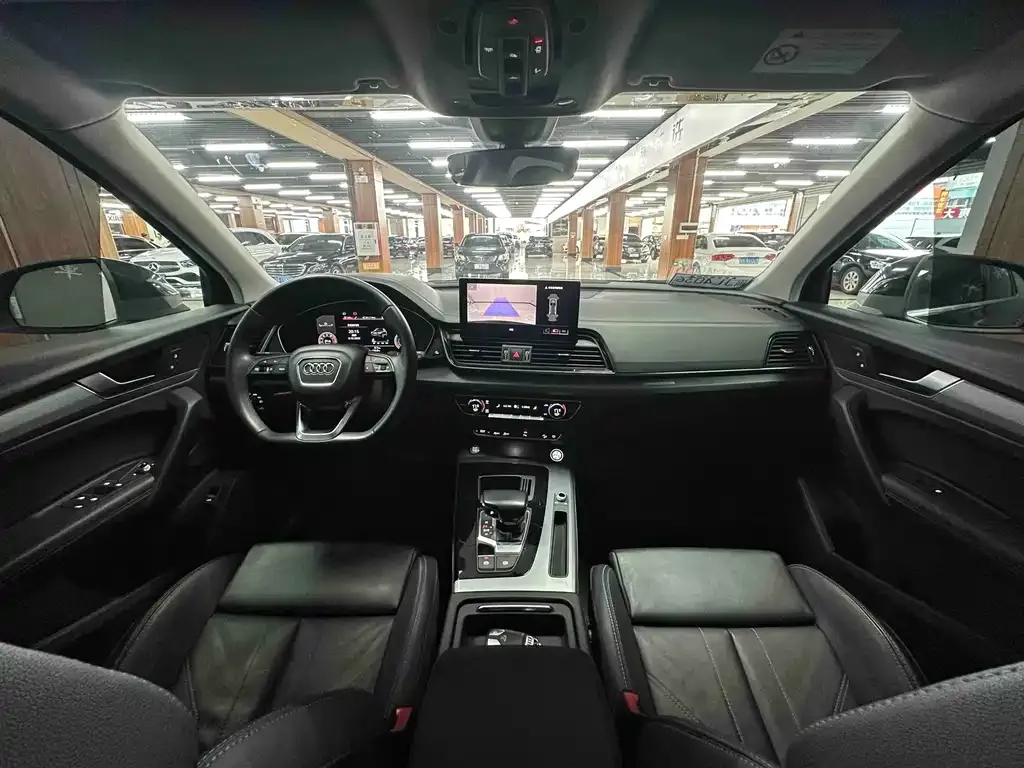 Audi Q5L 2022 из CN, фото 4