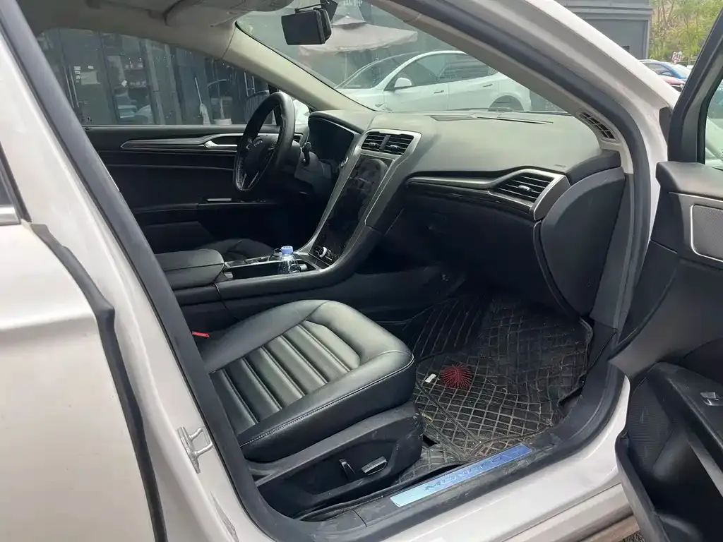 Ford Mondeo 2022 из CN, фото 7