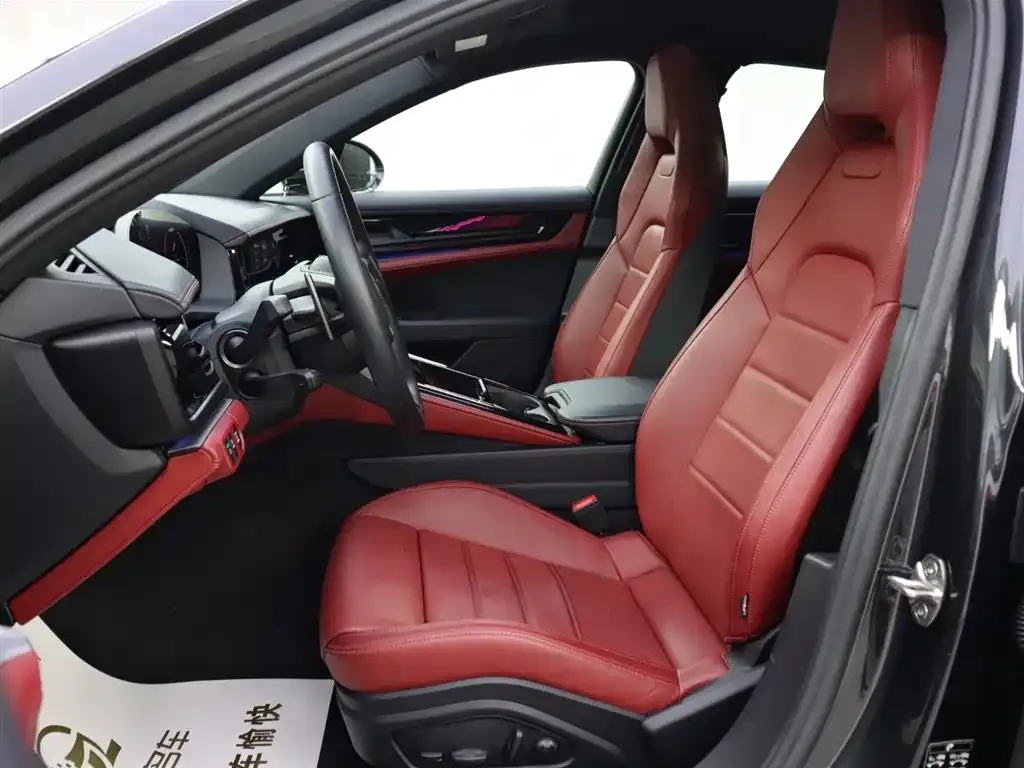 Porsche Panamera 2024 из CN, фото 10