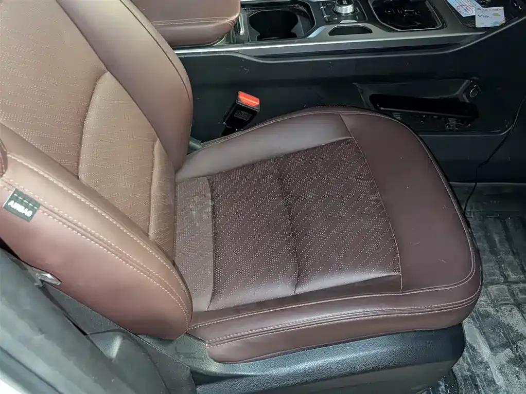 Geely Haoyue 2022 из CN, фото 3