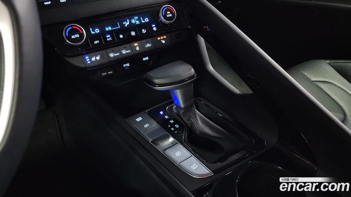 Hyundai AVANTE — фото 9