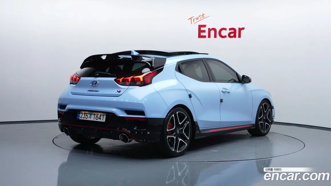 Hyundai Veloster — фото 2