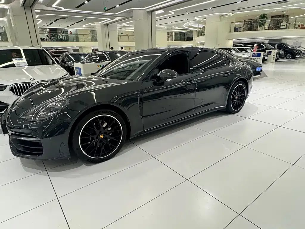 Porsche Panamera 2023 из CN, фото 1