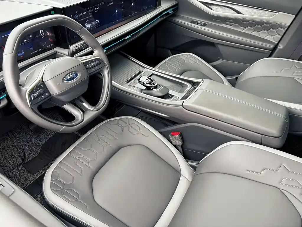 Ford Edge 2023 из CN, фото 10