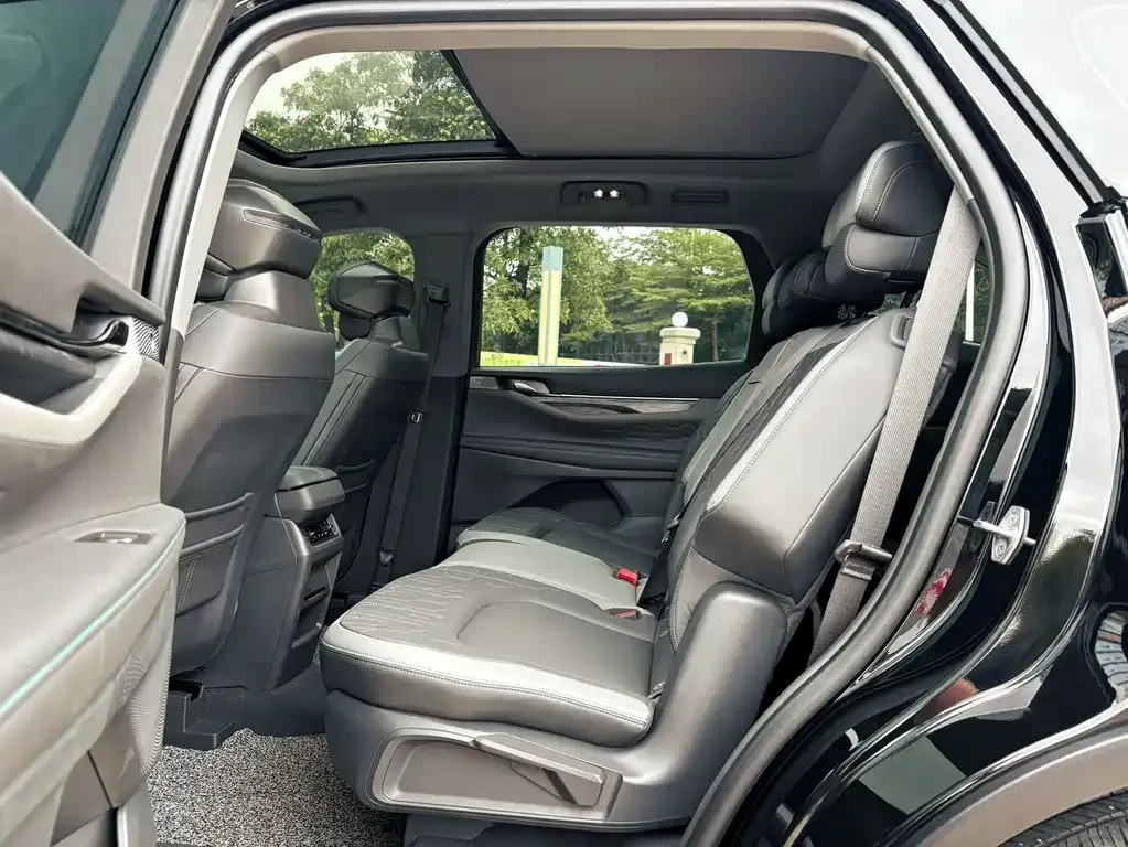 Ford Edge 2023 из CN, фото 8