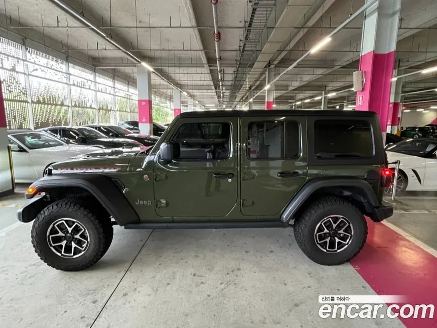 Jeep Wrangler 2024 из KR, фото 2