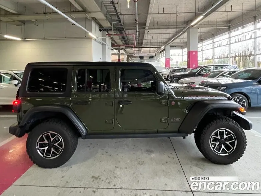 Jeep Wrangler 2024 из KR, фото 3