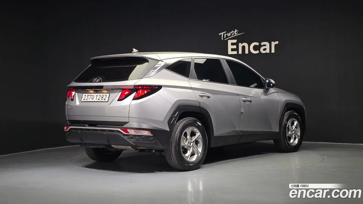 Hyundai Tucson 2023 из KR, фото 2