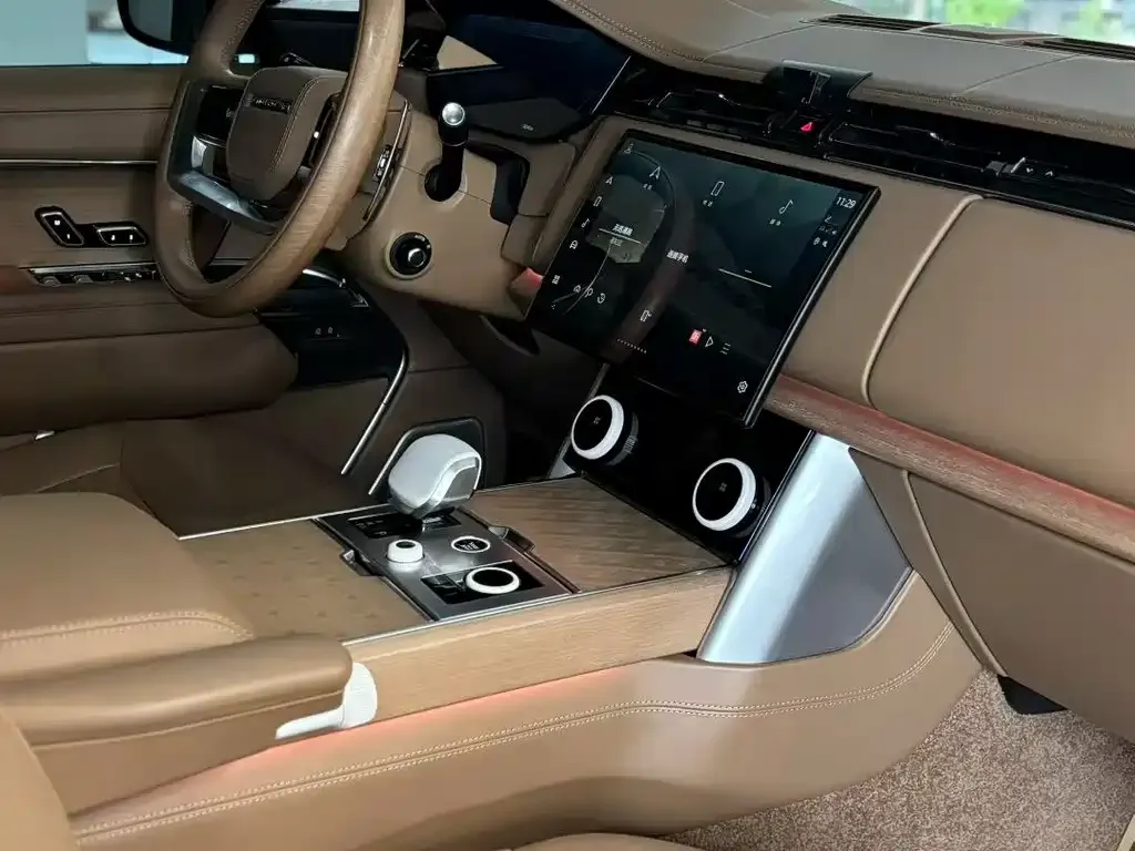 Land Rover Range Rover 2023 из CN, фото 3