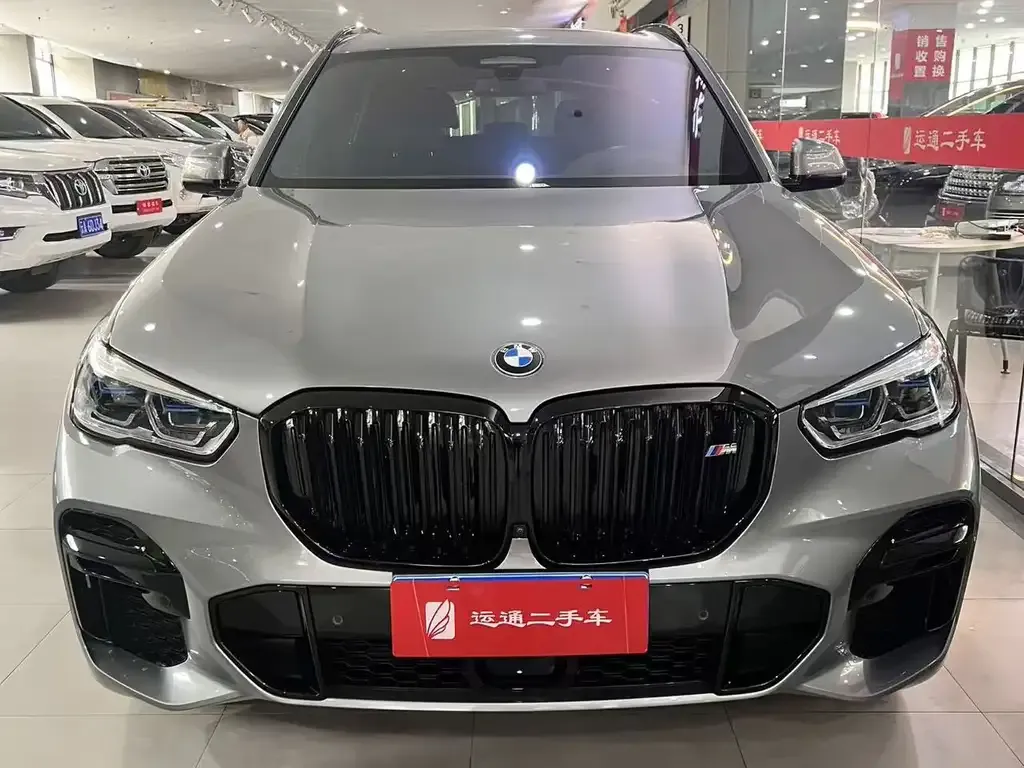 BMW X5 — фото 1
