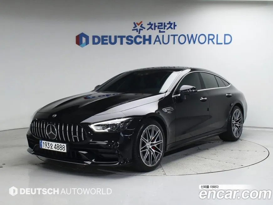 Mercedes-Benz AMG GT — фото 1