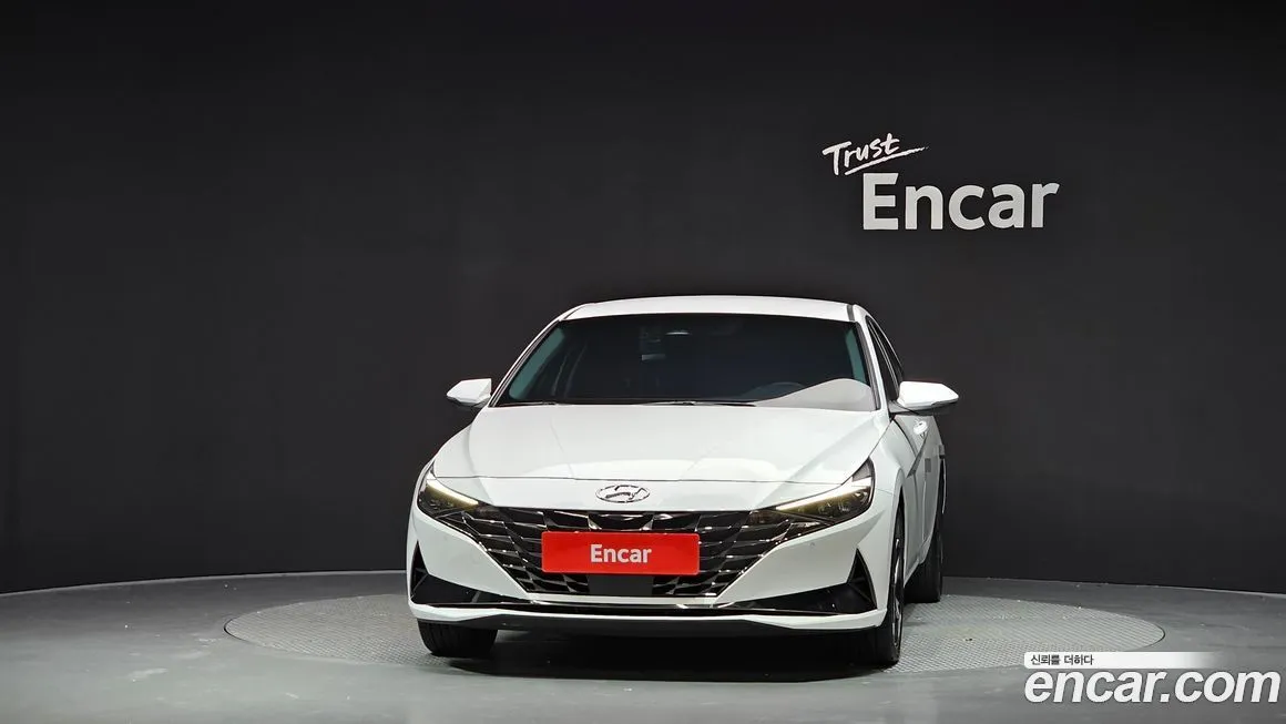 Hyundai AVANTE — фото 3